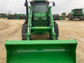 2017 JOHN DEERE 6120M