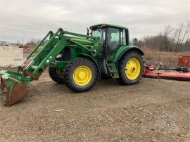 2005 JOHN DEERE 7220