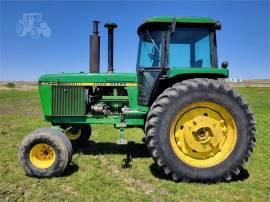 1983 JOHN DEERE 4450