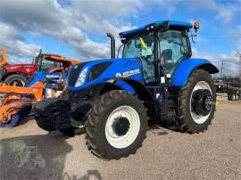2022 NEW HOLLAND T7.230