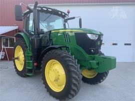 2018 JOHN DEERE 6215R