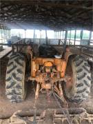 1985 CASE IH 585