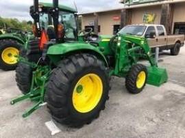 2023 JOHN DEERE 4044R