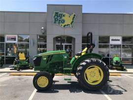 2022 JOHN DEERE 5055E