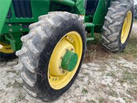 JOHN DEERE 5203