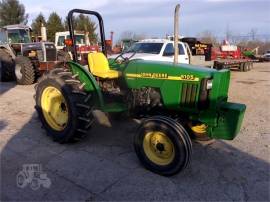 2000 JOHN DEERE 5105