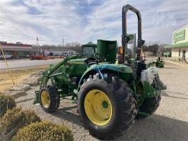 2021 JOHN DEERE 4052M