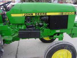 1984 JOHN DEERE 2255