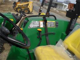 JOHN DEERE 5520