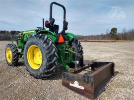 2017 JOHN DEERE 5065E