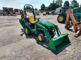 2016 JOHN DEERE 1025R