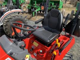 2022 MASSEY FERGUSON GC1725M