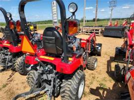 2022 MASSEY FERGUSON GC1725M