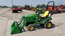 2015 JOHN DEERE 1025R