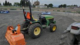 2001 JOHN DEERE 4100