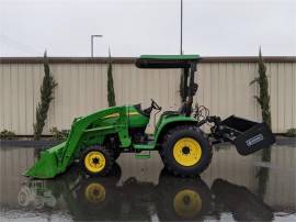 JOHN DEERE 3520