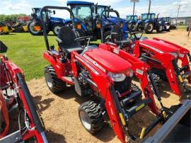 2022 MASSEY FERGUSON GC1725M