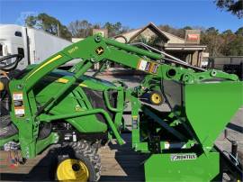 2022 JOHN DEERE 1025R