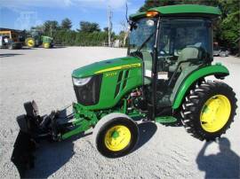 2019 JOHN DEERE 3033R