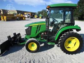 2019 JOHN DEERE 3033R