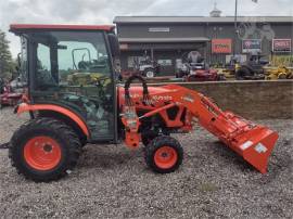 2022 KUBOTA LX2610HSD