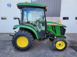 JOHN DEERE 3033R