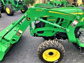 2022 JOHN DEERE 3032E