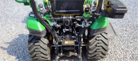 2017 JOHN DEERE 1025R