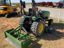 2010 JOHN DEERE 2520