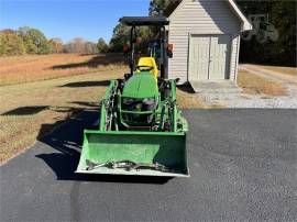 2016 JOHN DEERE 1025R