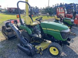 JOHN DEERE 2305