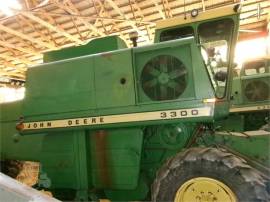 1972 JOHN DEERE 3300