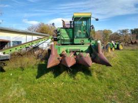 1977 JOHN DEERE 3300