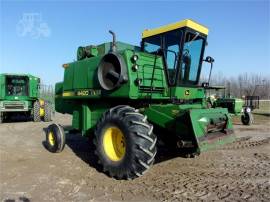 1982 JOHN DEERE 4420