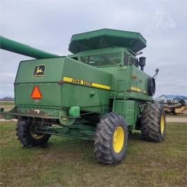 1987 JOHN DEERE 8820 TITAN II