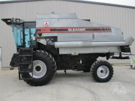 1992 GLEANER R52