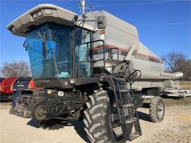 1998 GLEANER R52