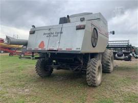 1998 GLEANER R62