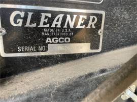 1998 GLEANER R62