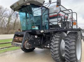 1998 GLEANER R72