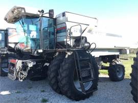 1998 GLEANER R72