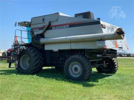 2002 GLEANER R62