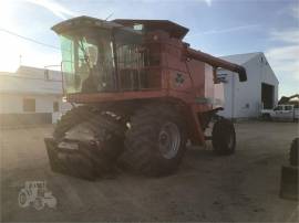 2002 MASSEY FERGUSON 8780XP