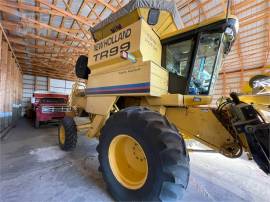 2002 NEW HOLLAND TR99