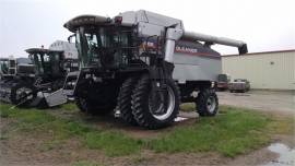 2004 GLEANER R65