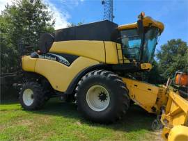 2004 NEW HOLLAND CR940