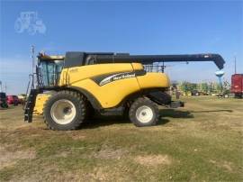 2004 NEW HOLLAND CR970