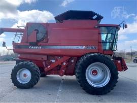 2005 CASE IH 2588