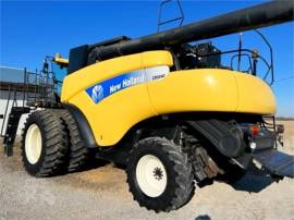 2007 NEW HOLLAND CR9040