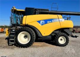 2007 NEW HOLLAND CR9040